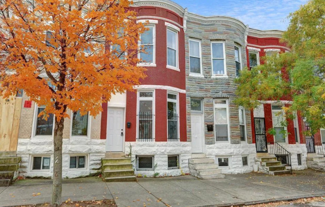 Beautifully Updated Townhome in Prime Location – Move-In Ready!