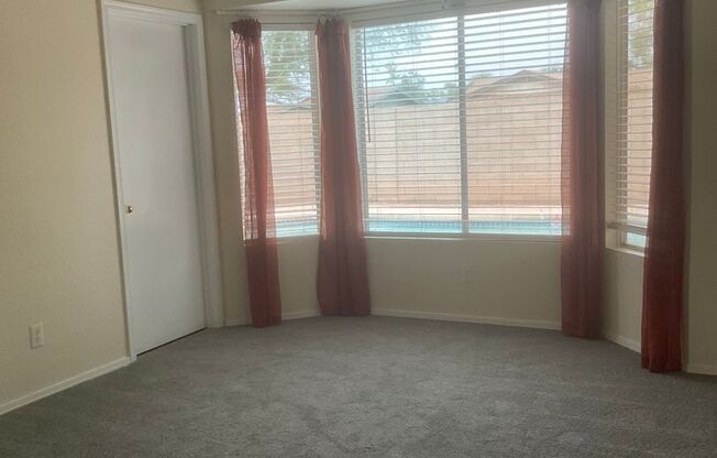 FANTASTIC 3 BED + POOL/RV GATE/WORKSHOP IN GILBERT *GILBERT/WARNER*