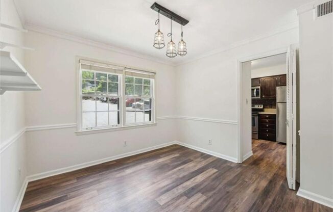 Remodeled 2BR/2BA One-Level Condo in Gated Cross Creek