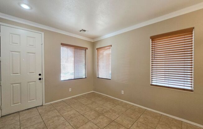 5431 HASLEY CYN AVE