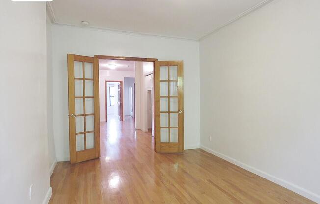 178 E 109 ST