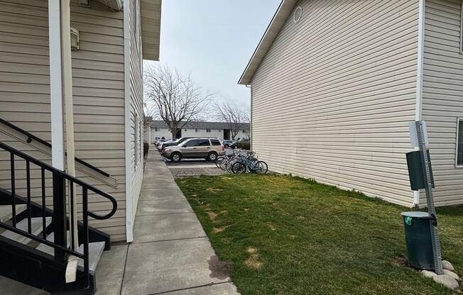 1 bed, 1 bath, $1,114, Unit 211