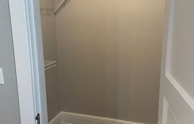1034 Rivermet