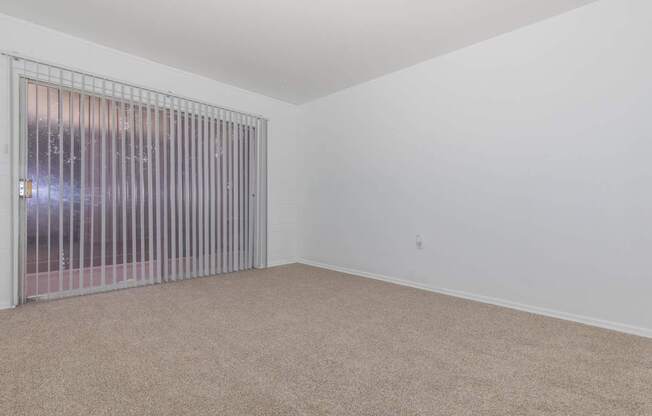 Welcome to Country Club Apartments
