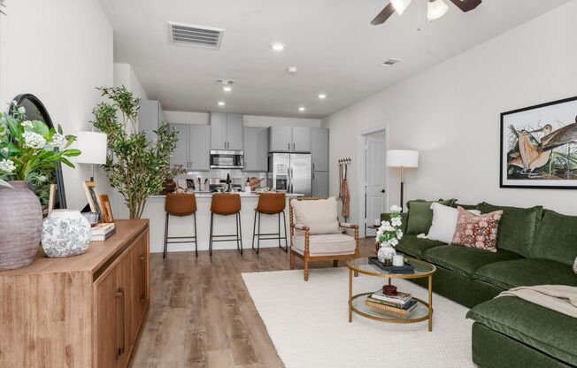 2 beds, 1 bath, 868 sqft, $1,950, Unit 1304