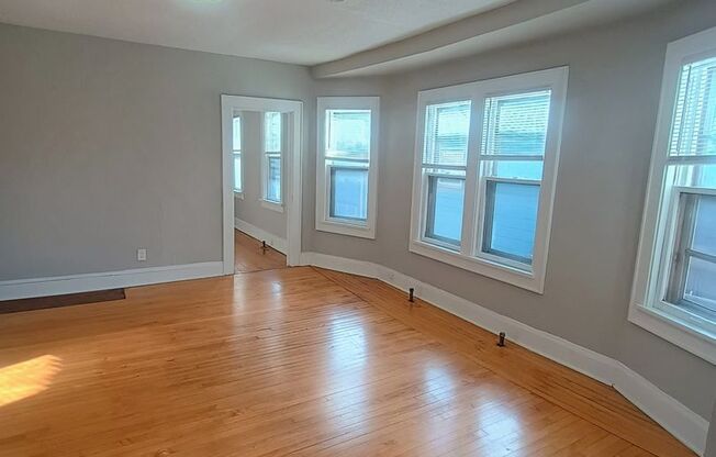 1650-52 N. Arlington