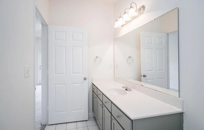 2 beds, 2 baths, 1,123 sqft, $1,420, Unit 4450-2D