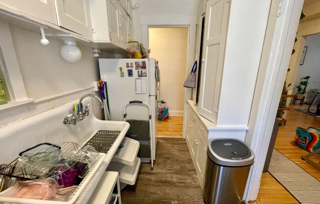 1 bed, 1 bath, $1,015, Unit 20