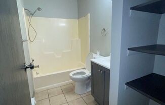 1 bed, 1 bath, $750, Unit Unit 24