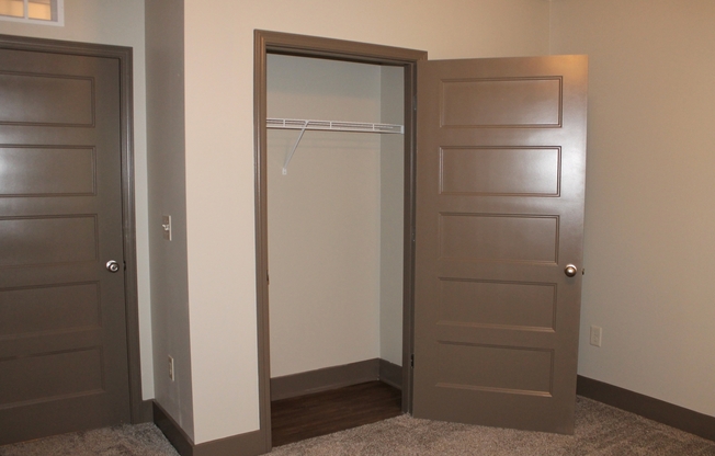 2 beds, 2 baths, 1,052 sqft, $1,045, Unit 78