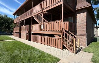 2338 LYNN ST