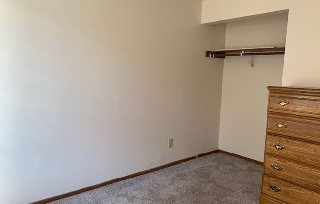 2 beds, 1 bath, $1,635