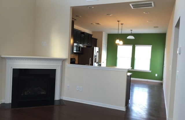 Wonderful 4bd/2.5bth in a great community!