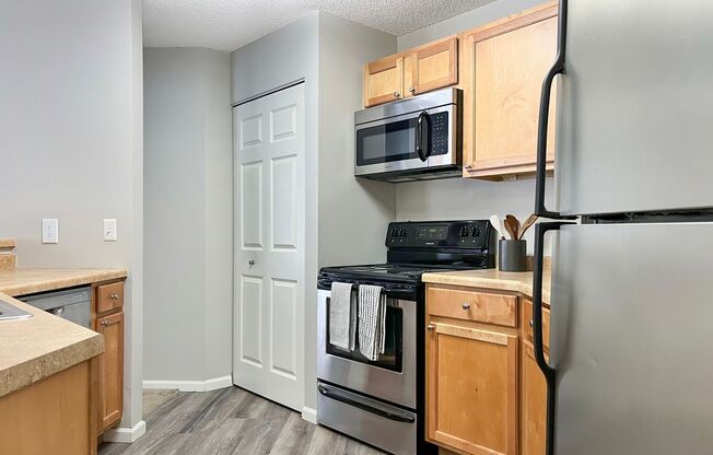 2 beds, 2 baths, 1,062 sqft, $1,750, Unit 6125301RP-2