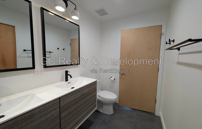 2 beds, 1 bath, 900 sqft, $2,900, Unit 2906