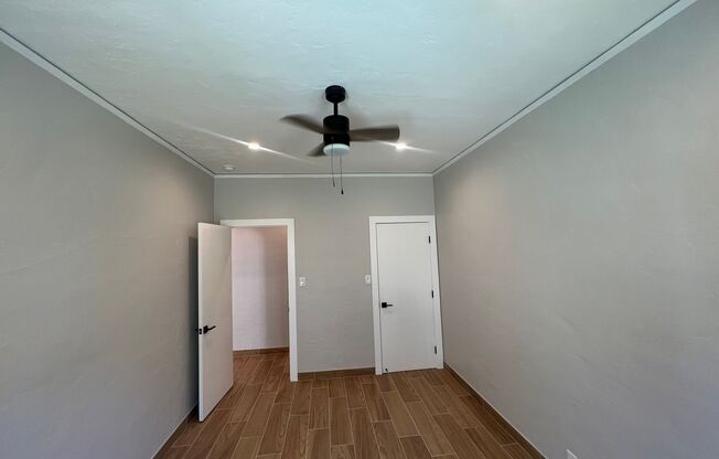 1 bed, 1 bath, $2,500, Unit 4147