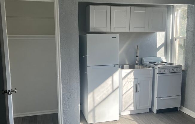 1 bed, 1 bath, 475 sqft, $775, Unit 4060 7