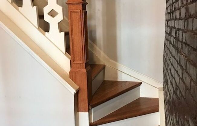 445 Whitridge Avenue