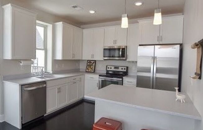 1 bed, 1 bath, 853 sqft, $1,445, Unit 13135 Superior Drive Unit 201 A853 Triplex