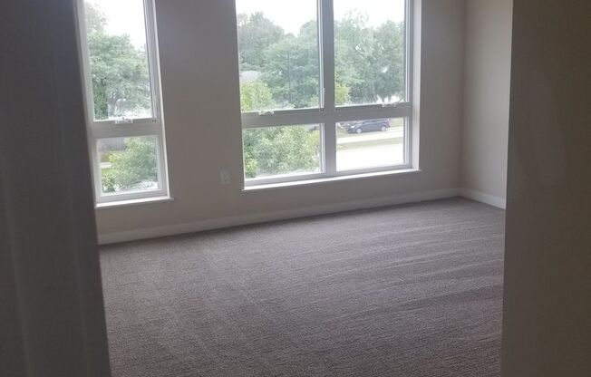 2 beds, 2 baths, 1,130 sqft, $1,825, Unit 206