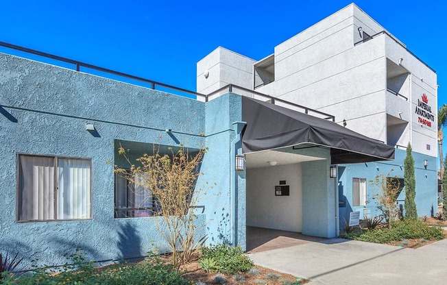 Exterior Building View Of Imperial Apartments in Santa Ana, CA.