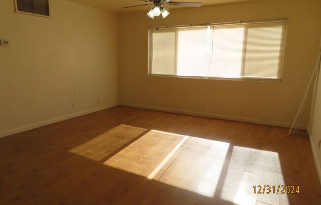 2 beds, 2 baths, $1,095, Unit # 129