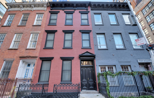 36 DOMINICK ST