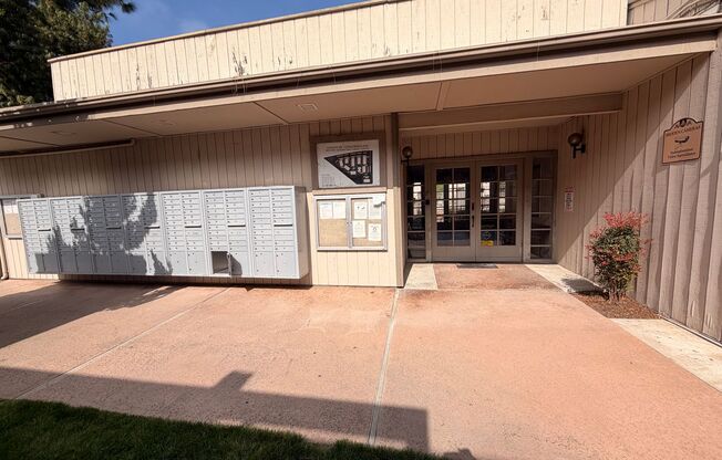 2 Bed, 2 Bath Fullerton Condo For Rent w/ AC & Garage!