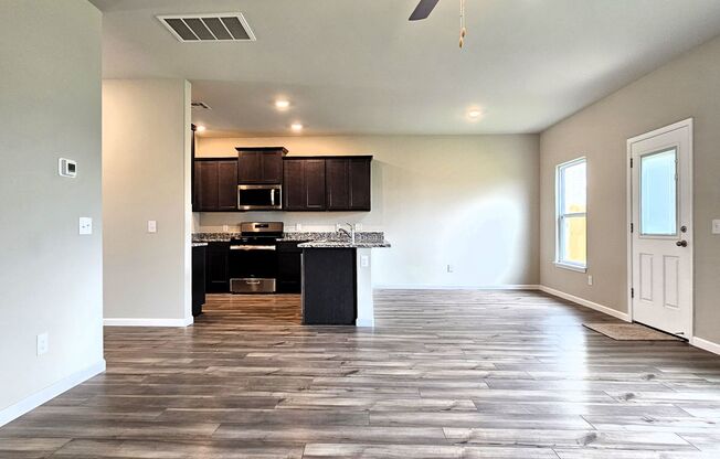 Presenting a newly constructed 5-bedroom, 3-bathroom home, ready for you to move in!
