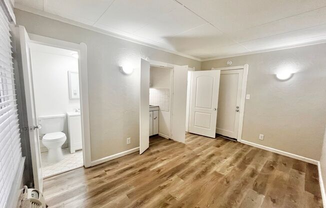 Studio, 1 bath, $1,195, Unit 07