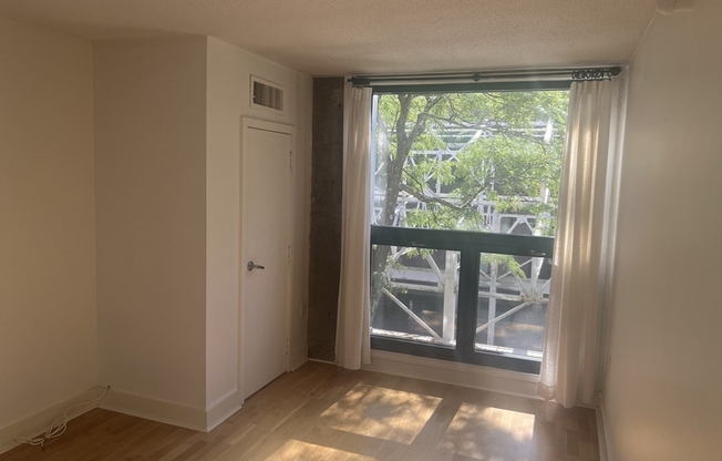 1 bed, 1 bath, 667 sqft, $2,950, Unit 5313