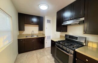 1 bed, 1 bath, 600 sqft, $1,695, Unit G