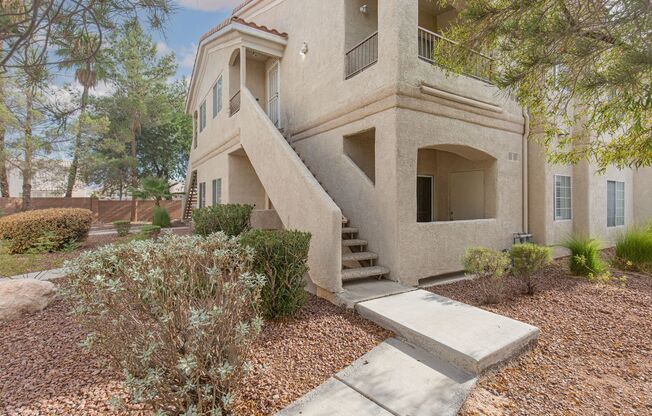 Adorable 1 Bedroom Condo on the First Floor