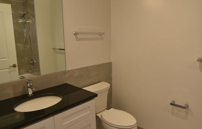 1 bed, 1 bath, 642 sqft, $3,160, Unit 3833-218