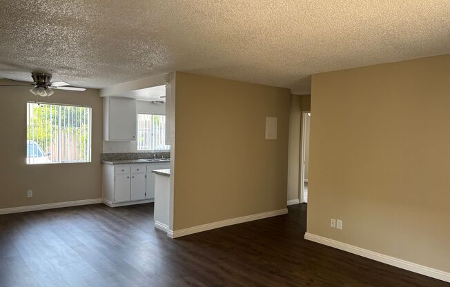 2 beds, 1 bath, $2,150, Unit 24