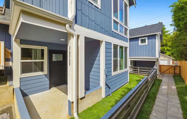 Modern 3-Bedroom AADU with Bright, Open Spaces