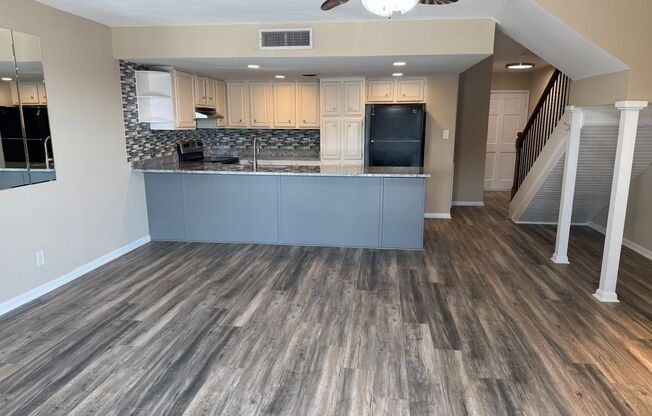 Beautiful Condo Overlooking Lake Ray Hubbard in Chandler's Landing