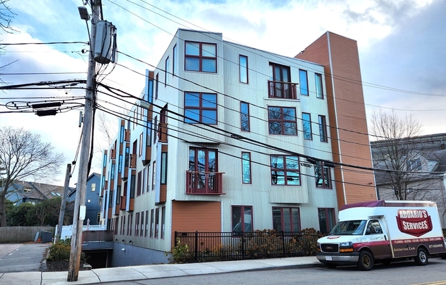 24 Bay State Rd Unit 5