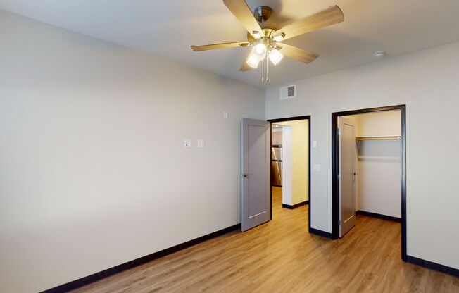 2 beds, 2 baths, 988 sqft, $1,280, Unit 3200-100