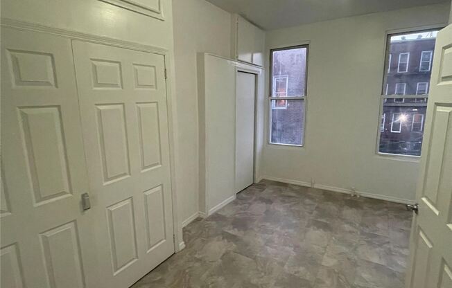 1 bed, 1.5 baths, $2,700