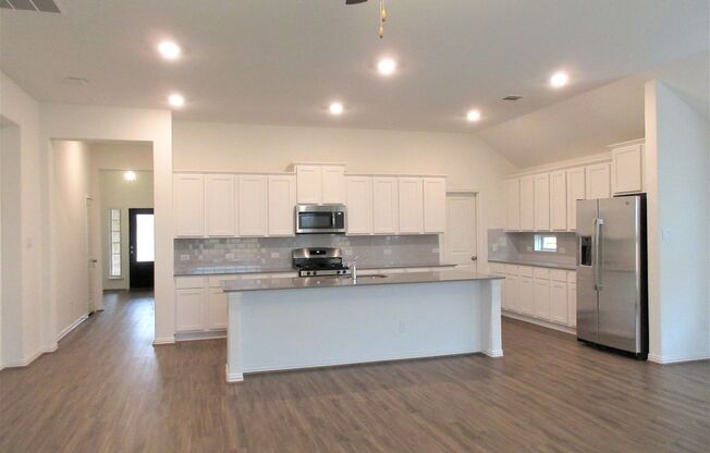 Carneros Ranch 3-bedroom/2-bath Home - Leander ISD