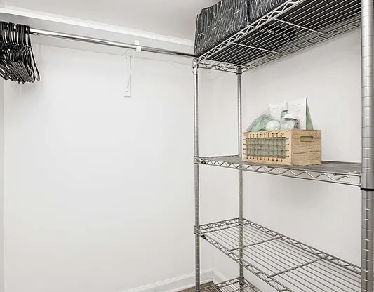 1 bed, 1 bath, 711 sqft, $4,750, Unit 3T