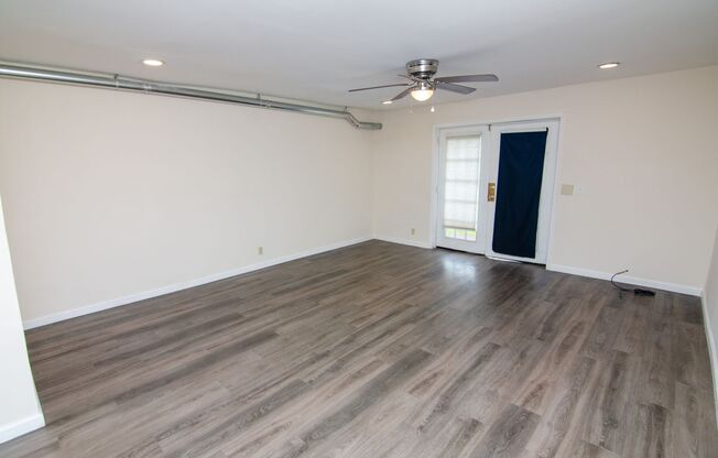 Updated condo in convenient location