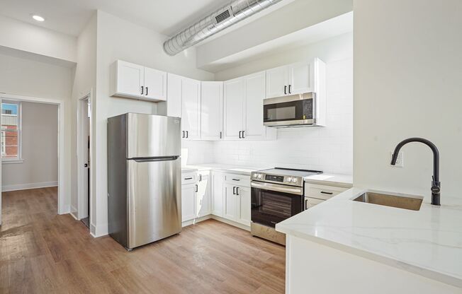 2 beds, 1 bath, $1,845, Unit Unit 2