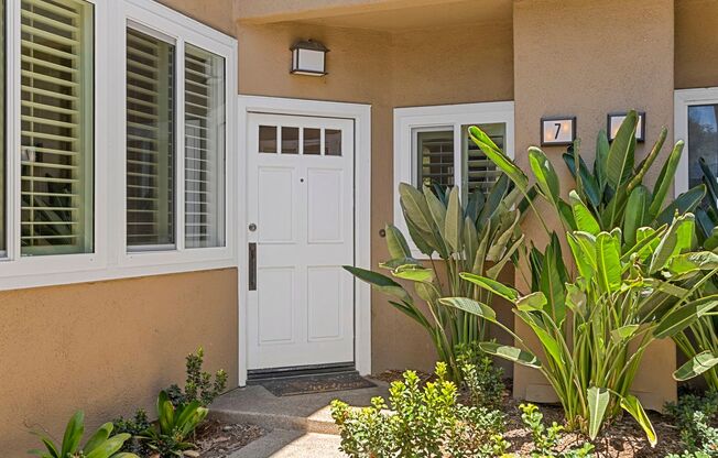 Charming & Bright Home in the Heart of Irvine – Now Available!