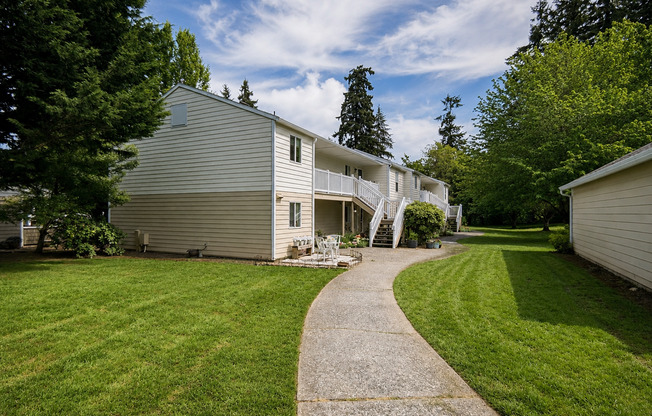 Spacious 1 Bedroom Condo for Lease in Salmon Creek - 13216 NE Salmon Creek Ave #S2
