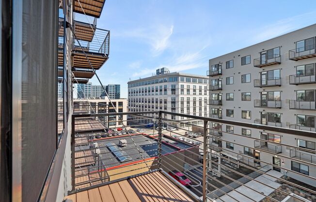 1 bed, 1 bath, 614 sqft, $2,500, Unit 626