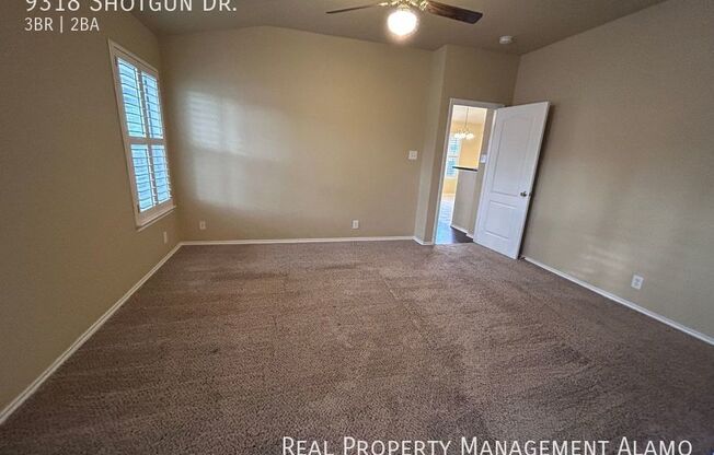 3 beds, 2 baths, 1,687 sqft, $1,699