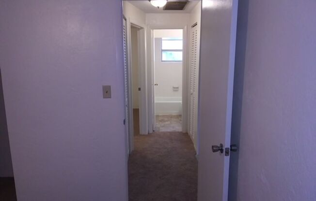 2 beds, 1 bath, 750 sqft, $1,400, Unit 305A