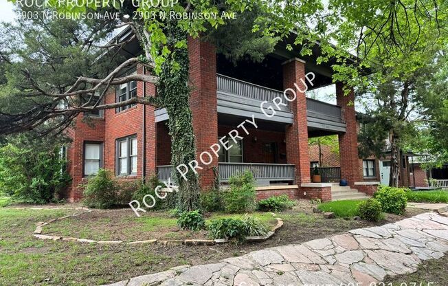 2903 N ROBINSON AVE